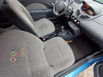 Renault Twingo 1.2-16V Collection airco picture 8