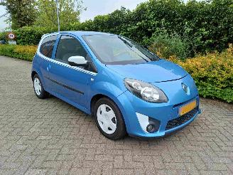 Schadeauto Renault Twingo 1.2-16V Collection airco 2011/7