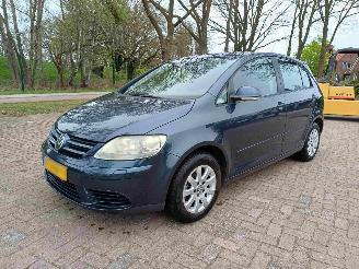 Vaurioauto  passenger cars Volkswagen Golf plus TSI Comfortline * MOTORSCHADE * 2009/1