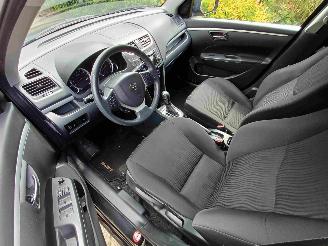 Suzuki Swift 1.2 Exclusive automaat picture 5