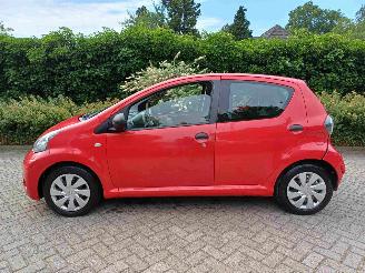 Toyota Aygo 1.0 VVT-i Now airco 5drs picture 12