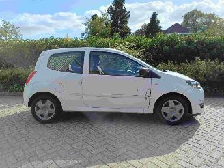 Renault Twingo 1.2 16V Acces picture 14
