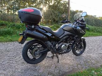 Suzuki V-Strom 650 DL  all road picture 4