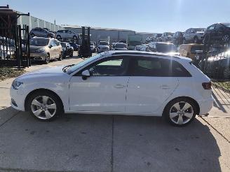 Unfallwagen Audi A3 14TFSI 90kW SB 2013/8
