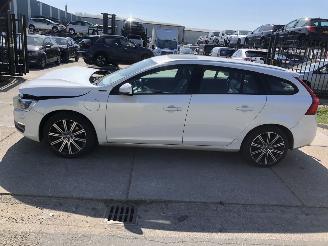 Volvo V-60 D6 Twin Engine AWD 162kW Hybrid E6 picture 1