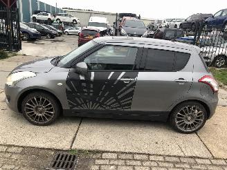 Suzuki Swift 12i 122000 km picture 1