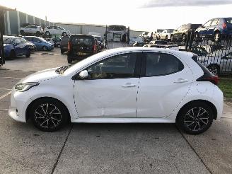 Unfallwagen Toyota Yaris 1.5 Hybrid Dynamic 2020/12