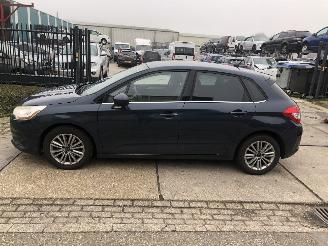 Coche accidentado Citroën C4 16vti 88kW E5 CLIMA NAVI 2013/2