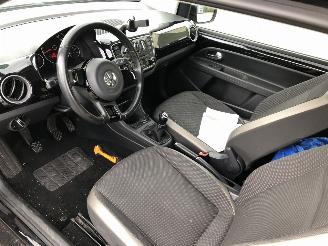 Volkswagen Up! High Up! Blue Motion picture 6