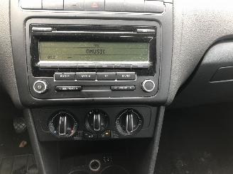 Volkswagen Polo 14i 16v 63kW E5 5drs picture 9