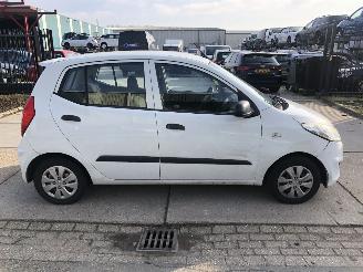 Unfallwagen Hyundai I-10 1.1i i-catcher 2012/1