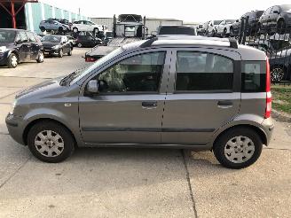 Unfallwagen Fiat Panda 12i Airco 2011/1