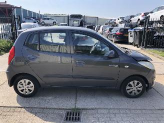 uszkodzony samochody osobowe Hyundai I-10 1.0i E5 Airco 65000 km 2012/11