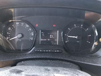Peugeot Expert 15 Bluehdi 100 Premium E6 75kW picture 7