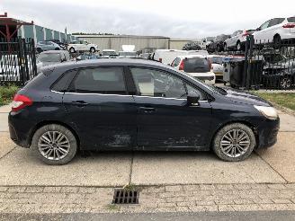uszkodzony samochody osobowe Citroën C4 1.6VTI 88kW E5 2013/2