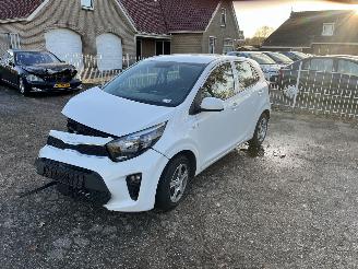 skadebil auto Kia Picanto  2023/11
