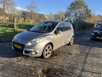  Renault Scenic 1.4 tce Weinig km !! 2009/7