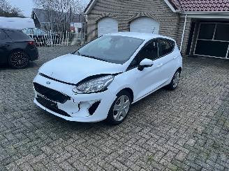 Ford Fiesta  picture 4