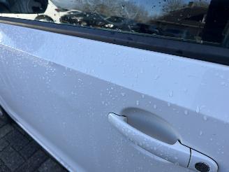 Volkswagen Up! Weinig km !! picture 27