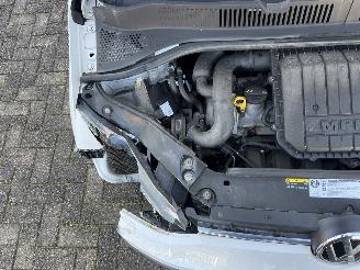 Volkswagen Up! Weinig km !! picture 28