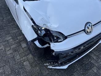 Volkswagen Up! Weinig km !! picture 18