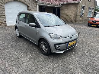 Volkswagen Up! High up !! picture 7