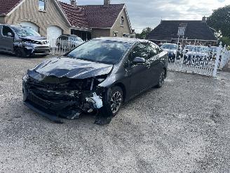skadebil auto Toyota Prius Weinig km !! 2019/4