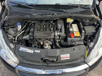 Peugeot 208 1.2 puretech picture 23