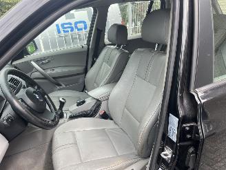 BMW X3 2.0i motorschade picture 9