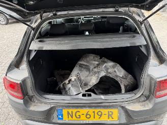 Citroën C4 cactus Weinig km !! picture 14
