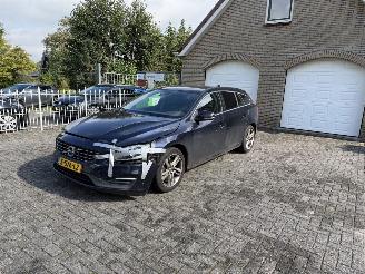 Voiture accidenté Volvo V-60 2.0 t5 automaat !! 2017/4