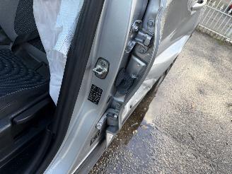 Opel Crossland X picture 34