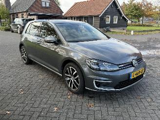 Volkswagen e-Golf Automaat / Heat Pump / 36 kWh picture 2