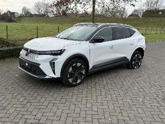 Damaged car Renault Scenic E-TECH Long Range / Panorama 2025/6