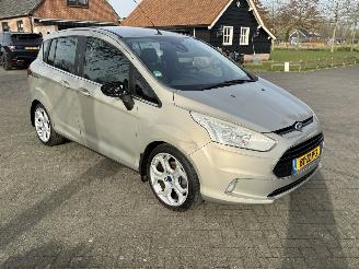 Ford B-Max 1.0 Ecoboost Titanium picture 2