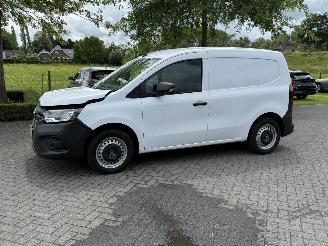 dañado vehículos comerciales Renault Kangoo E-Tech Advance 44 kWh 2023/9