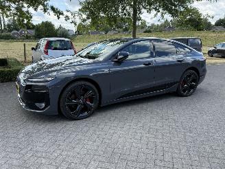 skadebil auto Audi A6 Sportback e-tron S-edition 83 kWh 2025/8