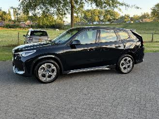 Unfallwagen BMW iX1 eDrive20 Xline / Leer / Automaat 2025/2