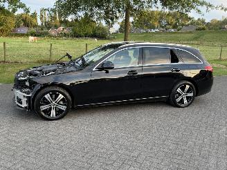 Damaged car Mercedes C-klasse C300de / Automaat 2024/6