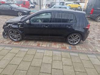 Volkswagen Golf 1.4 TSI EDITION R picture 8