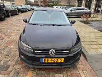 uszkodzony samochody osobowe Volkswagen Polo 1.0 tsi comfortline 2017/11