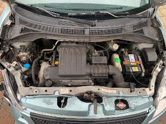 Suzuki Swift  picture 9