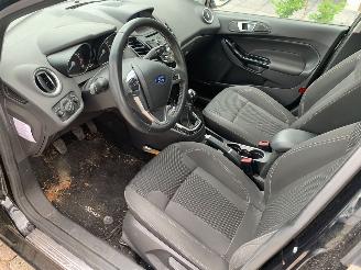 Ford Fiesta  picture 12