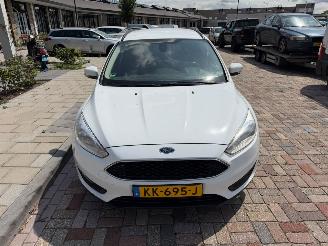 Schadeauto Ford Focus 1.5 TDCI 2016/9