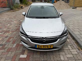 damaged passenger cars Opel Astra 1.0 TURBO BUSINESS+ 2019/5