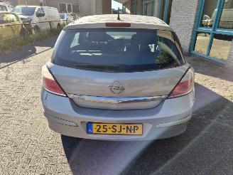 Opel Astra 1.6 EDITION picture 4