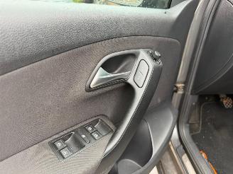 Volkswagen Polo 1.4 16v highline picture 17