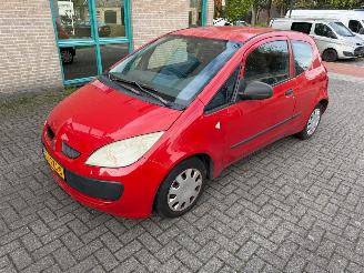 Mitsubishi Colt  picture 3