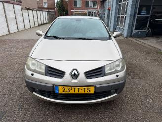 Coche accidentado Renault Mégane 1.6 16V 2007/1