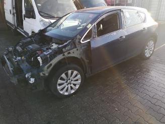 Sloopauto Opel Astra Astra J (PC6/PD6/PE6/PF6), Hatchback 5-drs, 2009 / 2015 1.4 Turbo 16V 2012